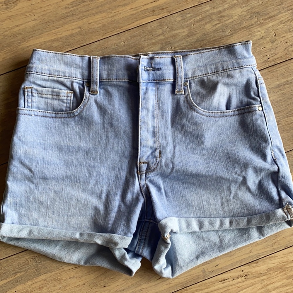 PacSun The Shortie denim shorts Size 26